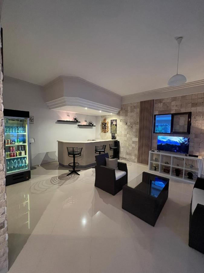 Bayram Hotel Çeşme Εξωτερικό φωτογραφία