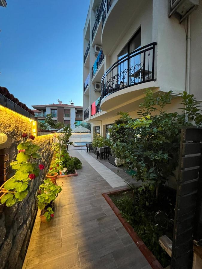 Bayram Hotel Çeşme Εξωτερικό φωτογραφία