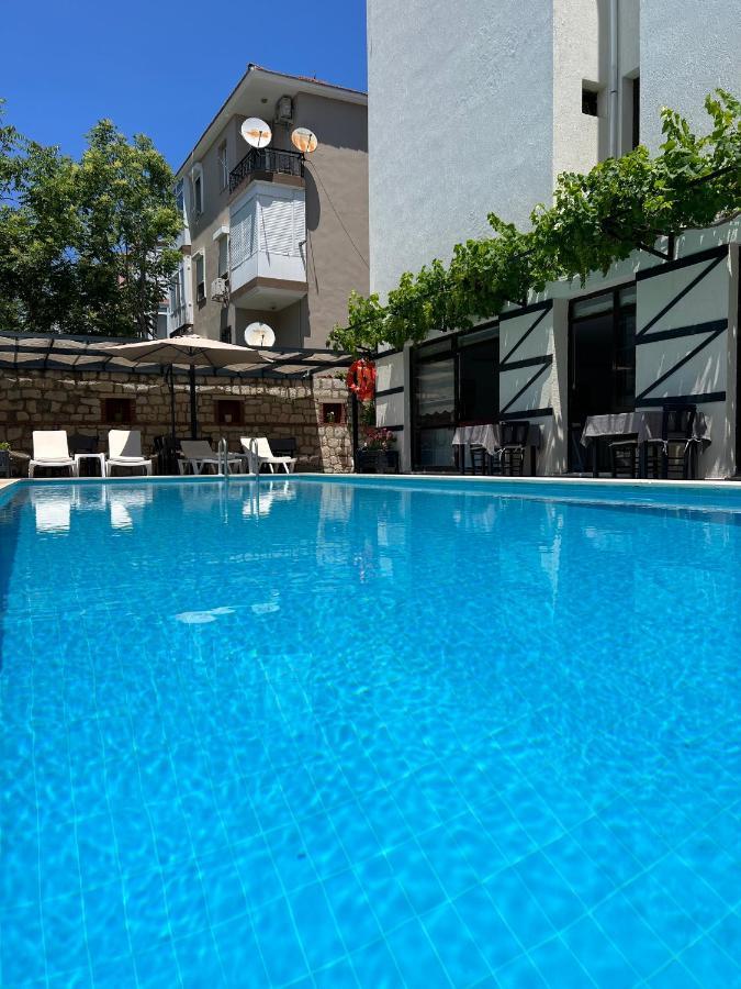Bayram Hotel Çeşme Εξωτερικό φωτογραφία