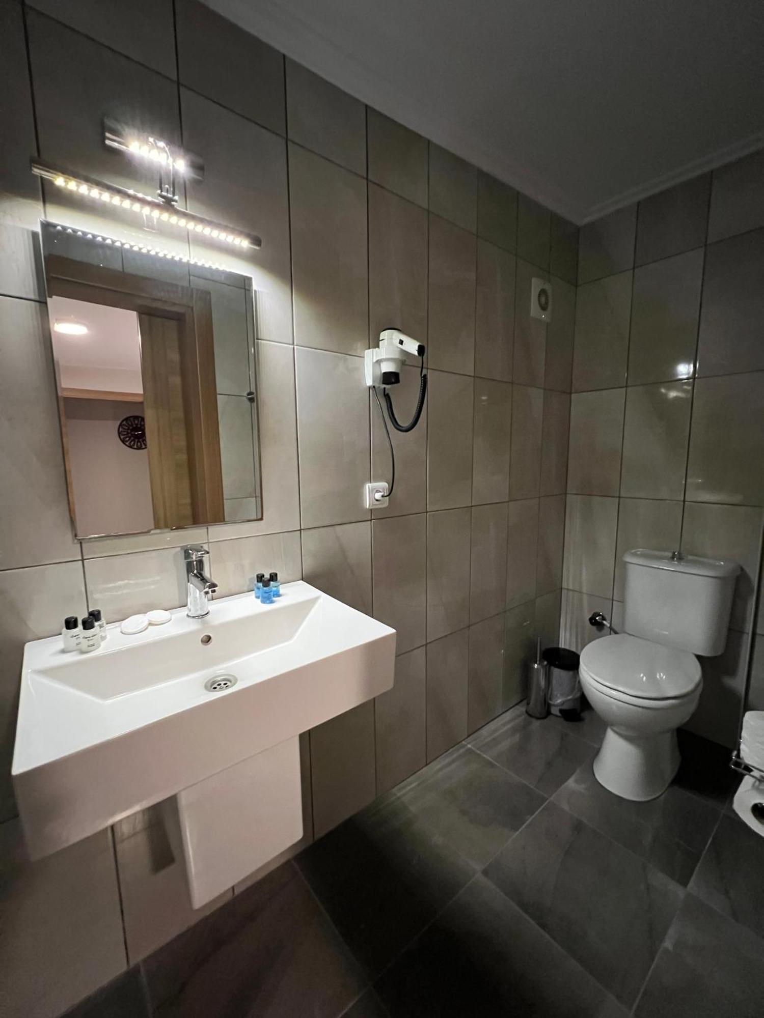 Bayram Hotel Çeşme Εξωτερικό φωτογραφία