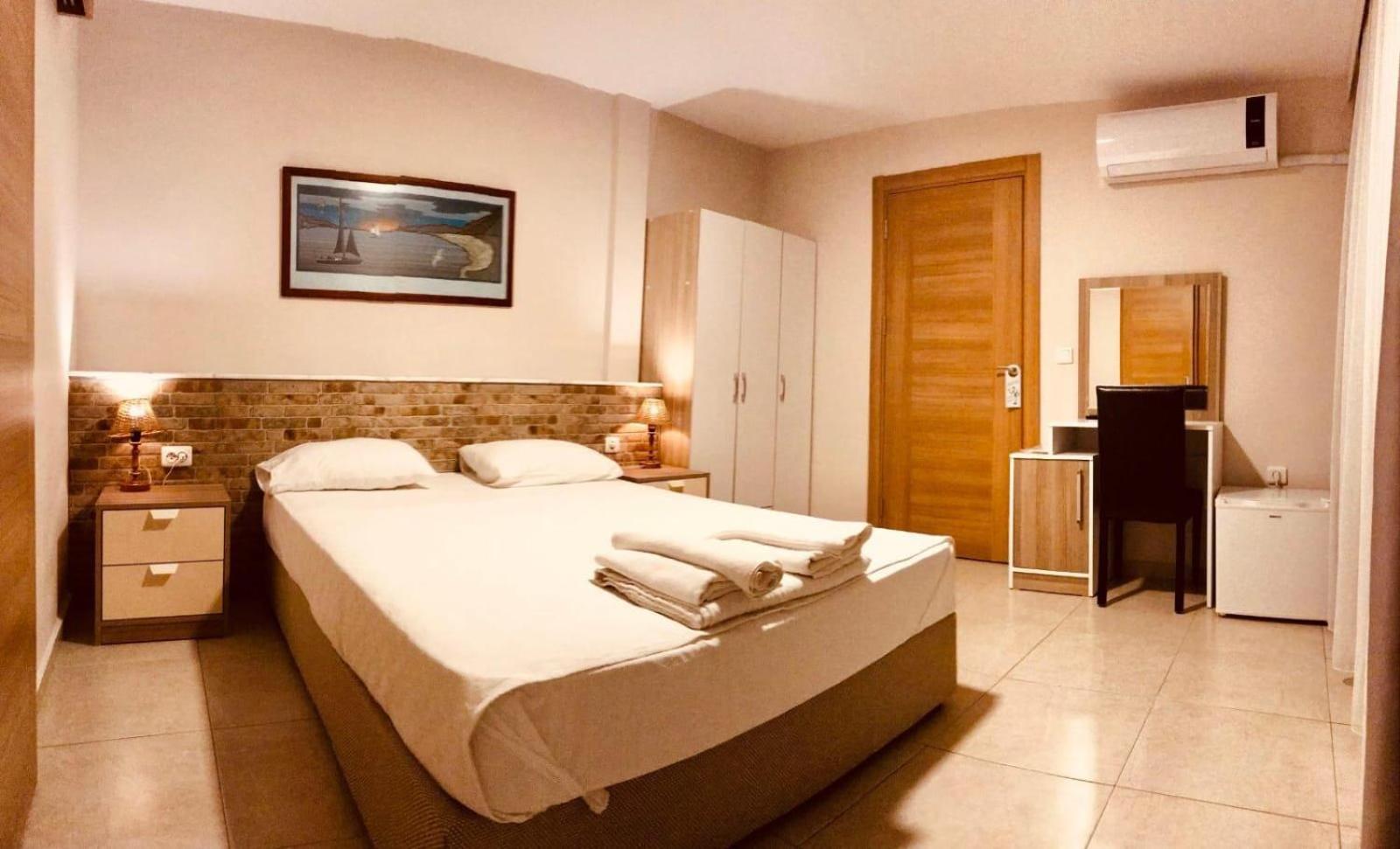 Bayram Hotel Çeşme Εξωτερικό φωτογραφία